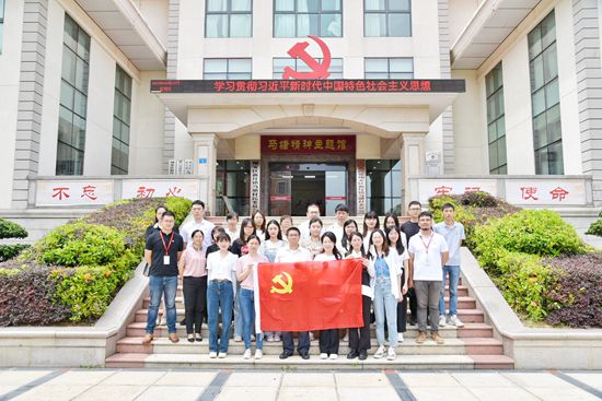 ��ʨ�����(�й�)���޹�˾-Official website